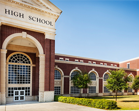 Solução Inteligente de Comunicação e Controle de Segurança para Educação